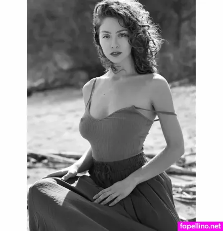 Zoe Camille OnlyFans Thumbnail #Mr0Y7xW9B5