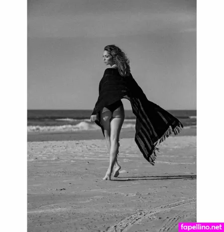 Zoe Camille OnlyFans Thumbnail #opyW25NpCJ