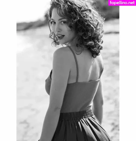 Zoe Camille OnlyFans Thumbnail #qJUGQtIl1U