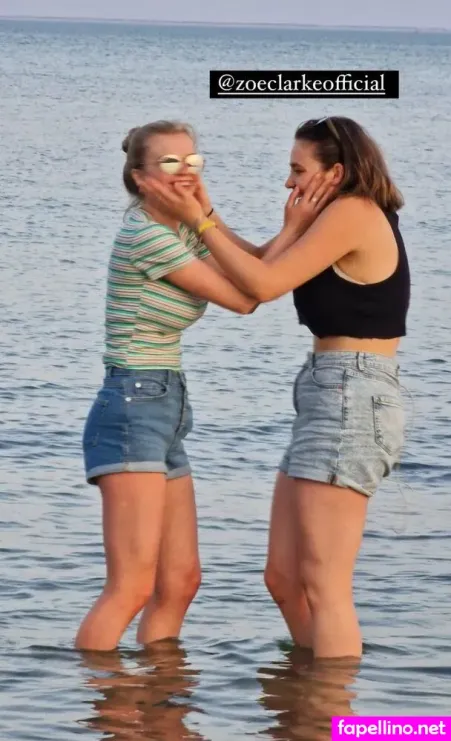 Zoe Clarke OnlyFans Thumbnail #03UR898l1W