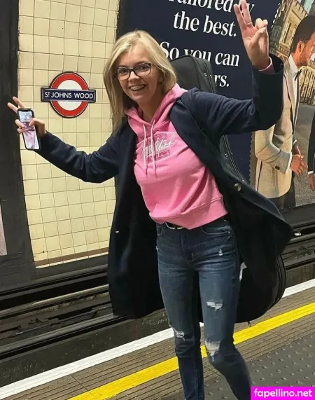 Zoe Clarke OnlyFans Thumbnail #PoFDlXJavV