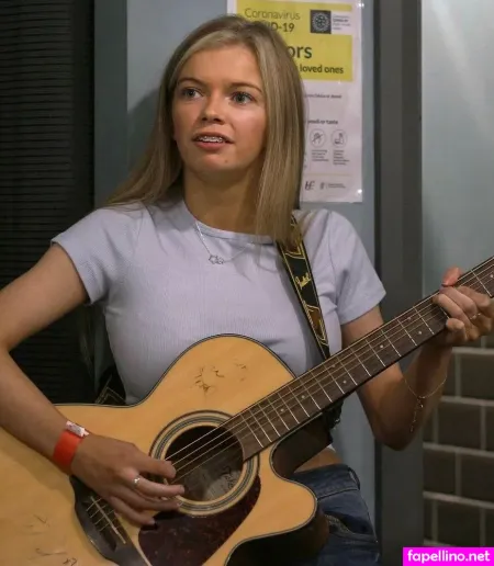 Zoe Clarke OnlyFans Thumbnail #fkifcF8HtM