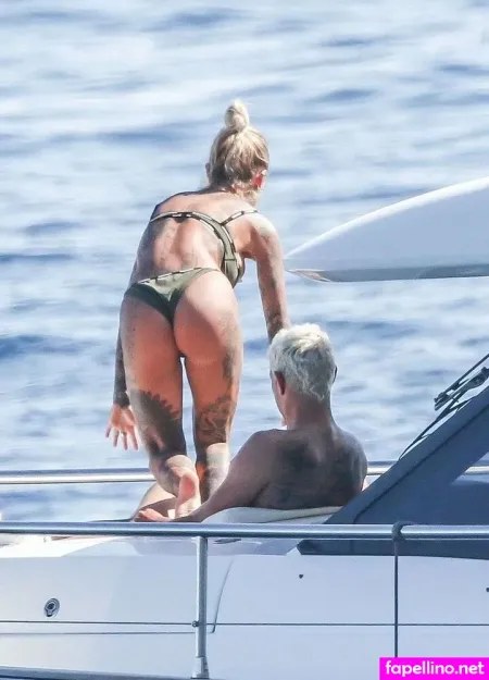 Zoe Cristofoli OnlyFans Thumbnail #0Kwt57Tbh3