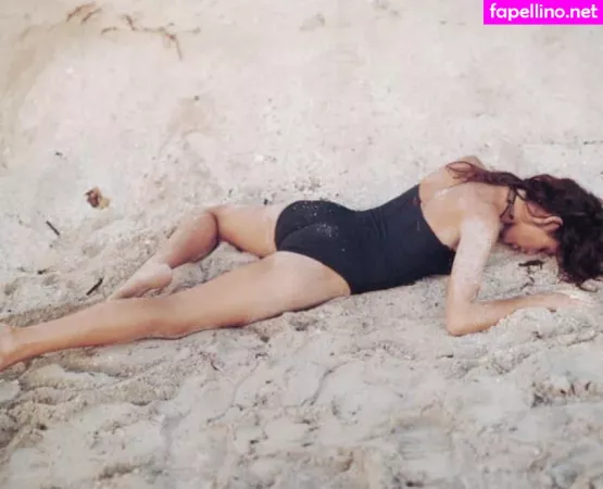 Zoe Duchesne OnlyFans Thumbnail #KiASE0eAVt