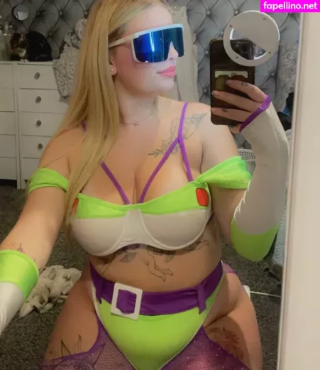Zoe Ellerington OnlyFans Thumbnail #Pz6EnWlf4s