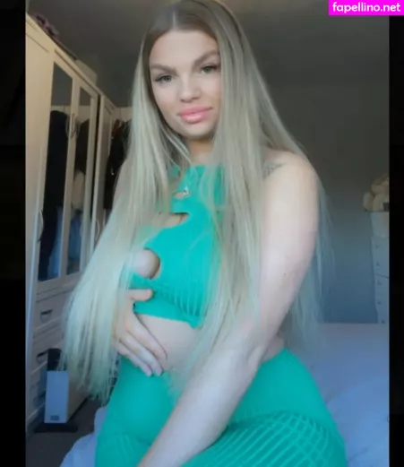 Zoe Ellerington OnlyFans Thumbnail #gYyuUwJtxk