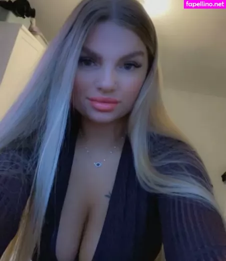 Zoe Ellerington OnlyFans Thumbnail #yEdSwQ0Q6v