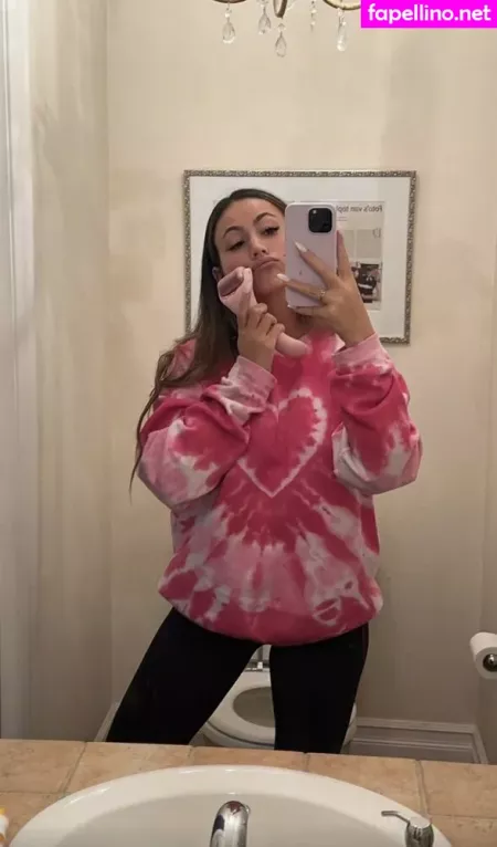 Zoe Fergurson OnlyFans Thumbnail #cGOqdRgjEl