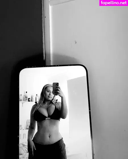 Zoe H OnlyFans Thumbnail #BfOmITbR2P