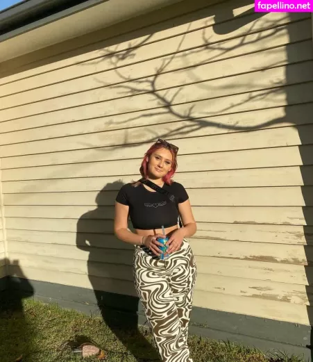 Zoe H OnlyFans Thumbnail #LJ110xuUJv