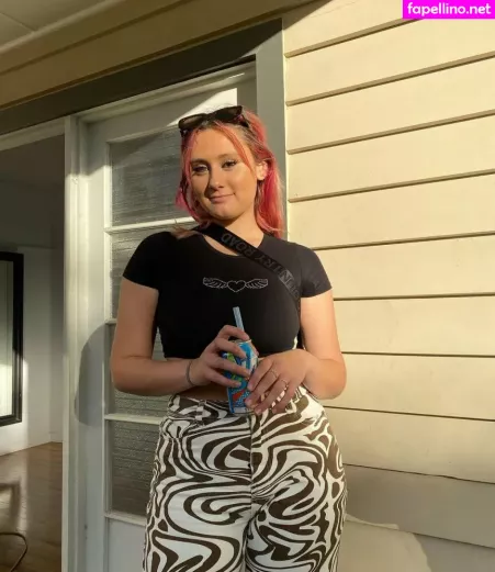 Zoe H OnlyFans Thumbnail #UanTdufMw9