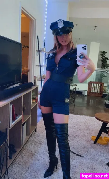 Zoe Hart OnlyFans Thumbnail #pPaAczHyOA