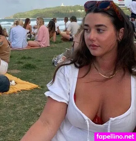 Zoe Kalotheos OnlyFans Thumbnail #0nIu5quUmW