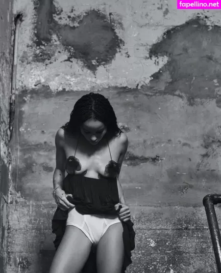 Zoe Kravitz OnlyFans Thumbnail #jusEEzgazP
