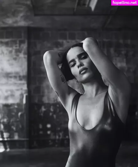 Zoe Kravitz OnlyFans Thumbnail #ugKqP7BtLf