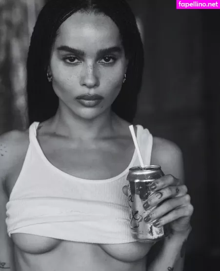 Zoe Kravitz OnlyFans Thumbnail #xPUOnVOPmU