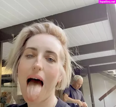 Zoe Lister Jones OnlyFans Thumbnail #JAvZGzl1yZ