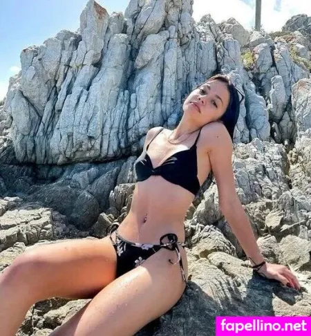 Zoe Manoek OnlyFans Thumbnail #SJCslRyv8G