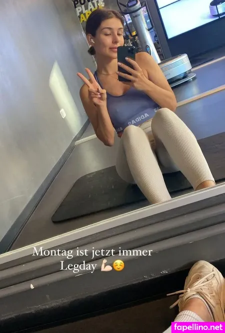 Zoe Matthea OnlyFans Thumbnail #NqRyTgQ4Qn