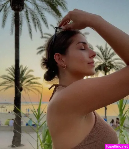 Zoe Matthea OnlyFans Thumbnail #fCj6JyDG6J