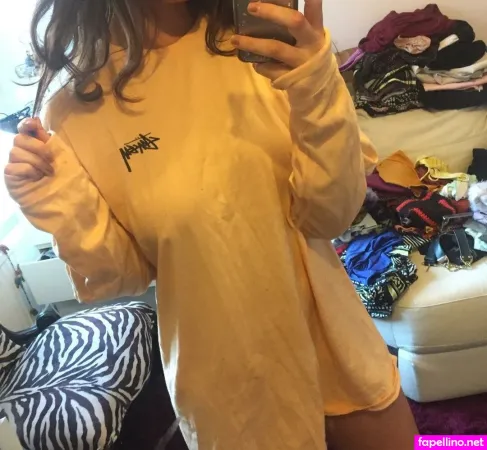 Zoe Myers OnlyFans Thumbnail #0AREx4myF8