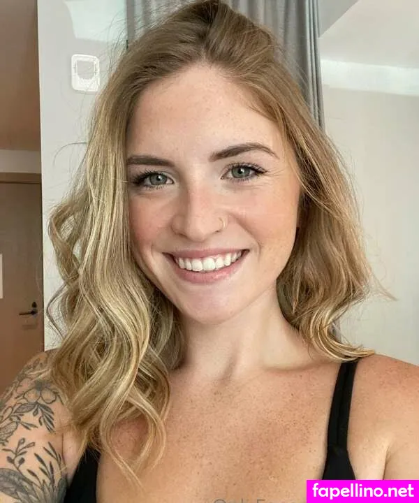 Zoe Neli, zoenelix Nude Leaked OnlyFans Photo #98k6H35jpv