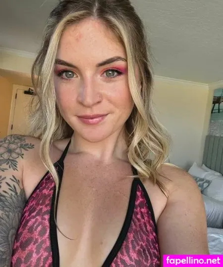 Zoe Neli 1 OnlyFans Thumbnail #f4i0izDPVl
