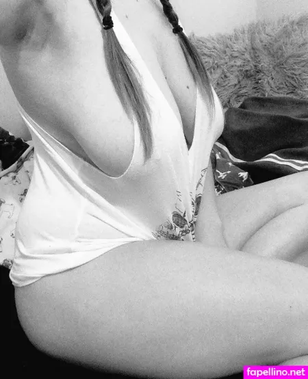 Zoe O Neill OnlyFans Thumbnail #50RxD5H2Zn