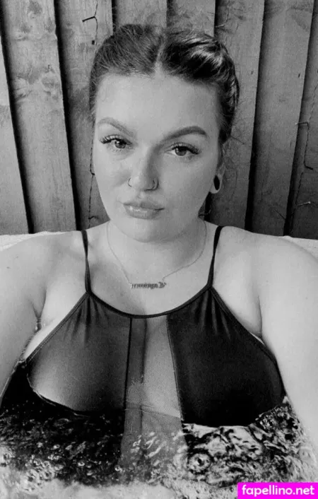 Zoe O Neill OnlyFans Thumbnail #EpfTzqlGCX