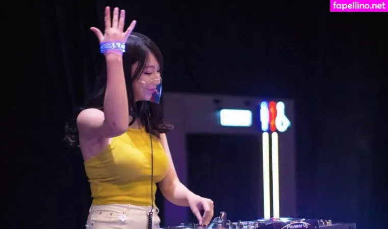 Zoe So OnlyFans Thumbnail #ZuNTgcxwFI