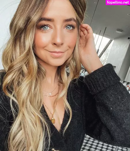 Zoe Sugg OnlyFans Thumbnail #YorZvS8Skk