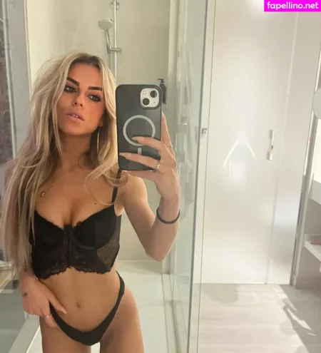 Zoe Tereze OnlyFans Thumbnail #lUXokZ6fKu