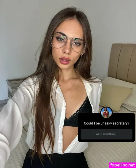 Zoe Yourlove OnlyFans Thumbnail #Ze8Fwu1S6p