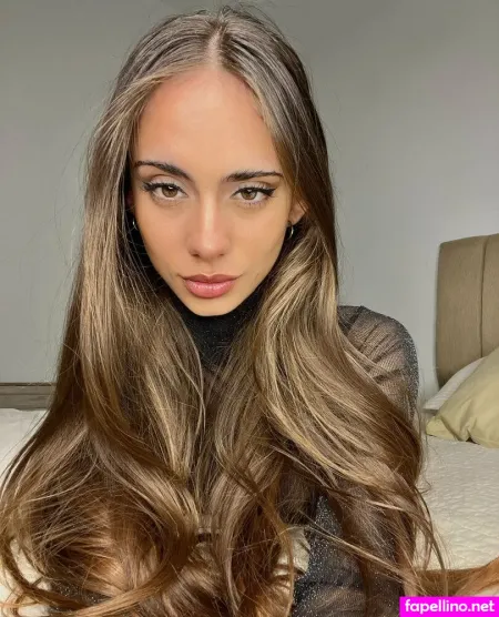 Zoe Yourlove OnlyFans Thumbnail #cJgPtrxOy1