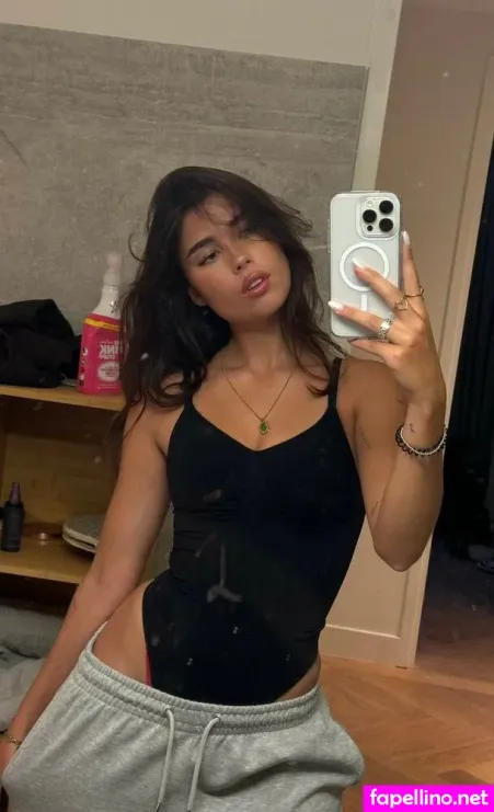 Zoeallyse OnlyFans Thumbnail #gGeEVqwZTu
