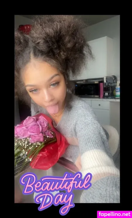 Zoebae7 OnlyFans Thumbnail #uJQ1UITmc9