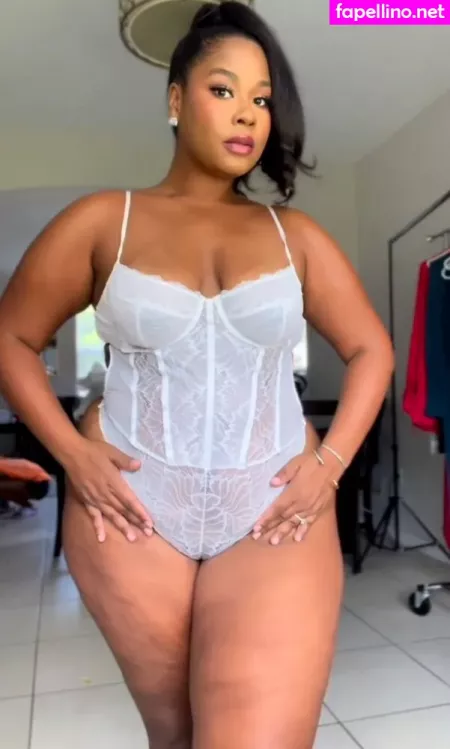 Zoechinloy OnlyFans Thumbnail #6dwCd6eIRo