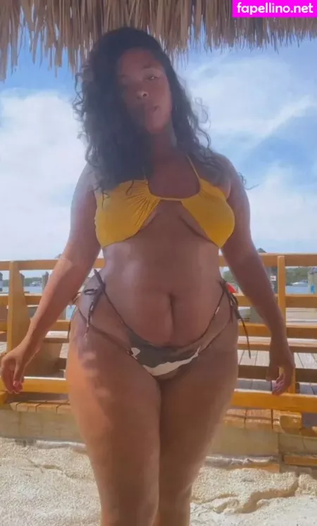 Zoechinloy OnlyFans Thumbnail #F4sCHvUfrt