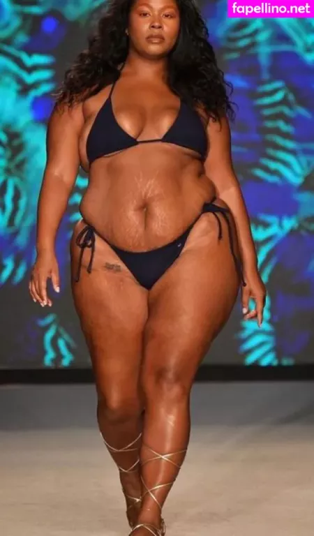 Zoechinloy OnlyFans Thumbnail #Q02LNttgCS