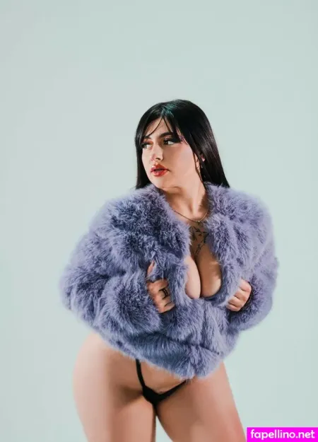 Zoee Cruz OnlyFans Thumbnail #GkJRakvkU8