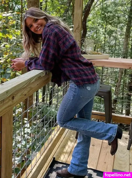 Zoee Makaela OnlyFans Thumbnail #gGZ1picHQJ