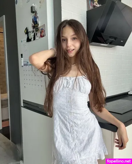 Zoeee Princess OnlyFans Thumbnail #EOyRcT4Uby