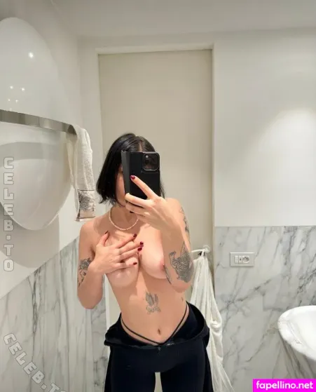 Zoefox OnlyFans Thumbnail #AQHFrYE2CB