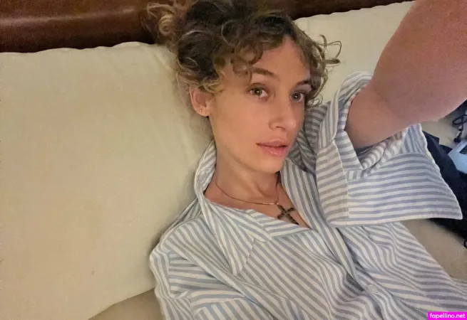 Zoelarelle OnlyFans Thumbnail #o0FPoeVXWh