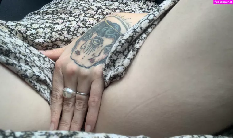Zoelovve Free OnlyFans Thumbnail #nYsE8En9fW