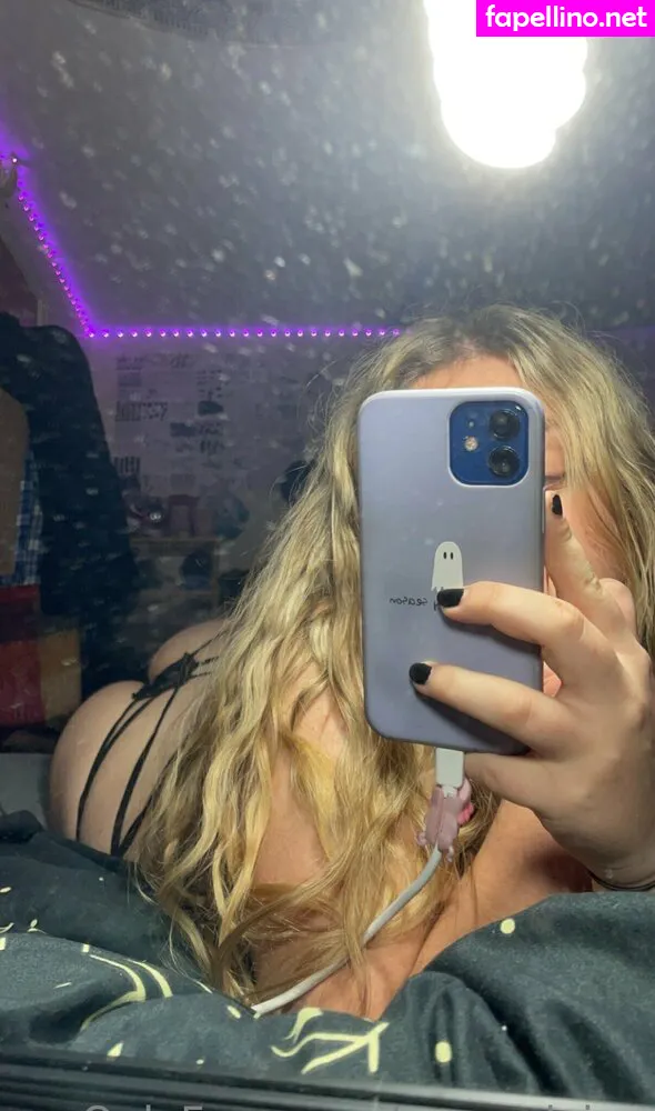 zoebygrave_, zoemalvina Nude Leaked OnlyFans Photo #ZKT34GY7ZC