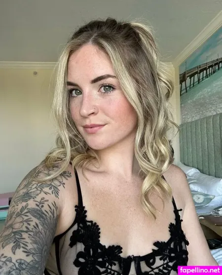 Zoeneli 8 OnlyFans Thumbnail #WI243IdEHr