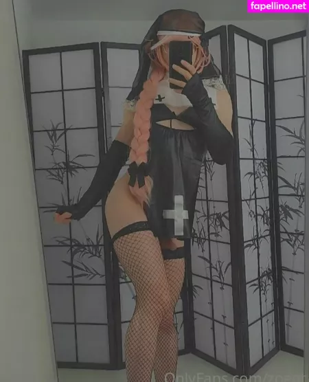 Zoeqtxx OnlyFans Thumbnail #dGZeyVuzCb