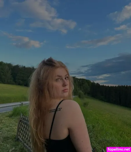 Zoeredhair OnlyFans Thumbnail #8lTjC7teXF