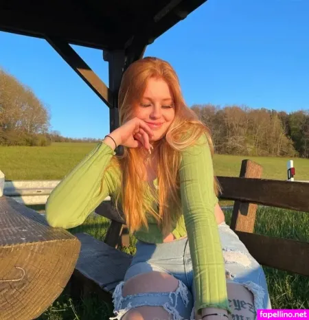 Zoeredhair OnlyFans Thumbnail #lfCajckrzZ